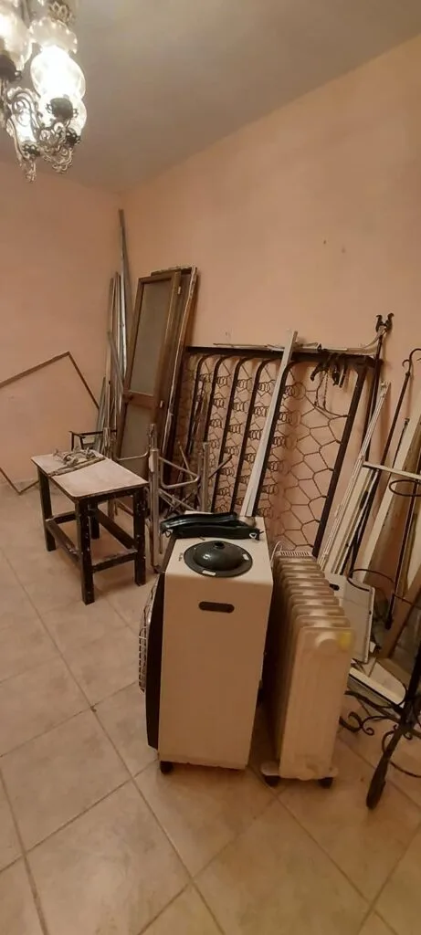 Can demolishing a house be eco-friendly and neighbor-friendly? 2 321884908 1225936141327302 5803112058750402727 n