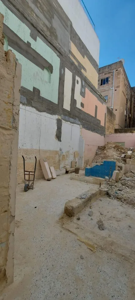 Can demolishing a house be eco-friendly and neighbor-friendly? 6 323135896 839704013964068 579389444538732696 n