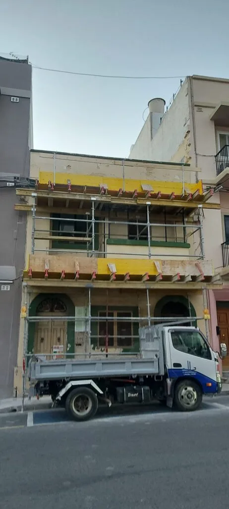 Can demolishing a house be eco-friendly and neighbor-friendly? 9 323260254 553526539706475 1078743187336586509 n